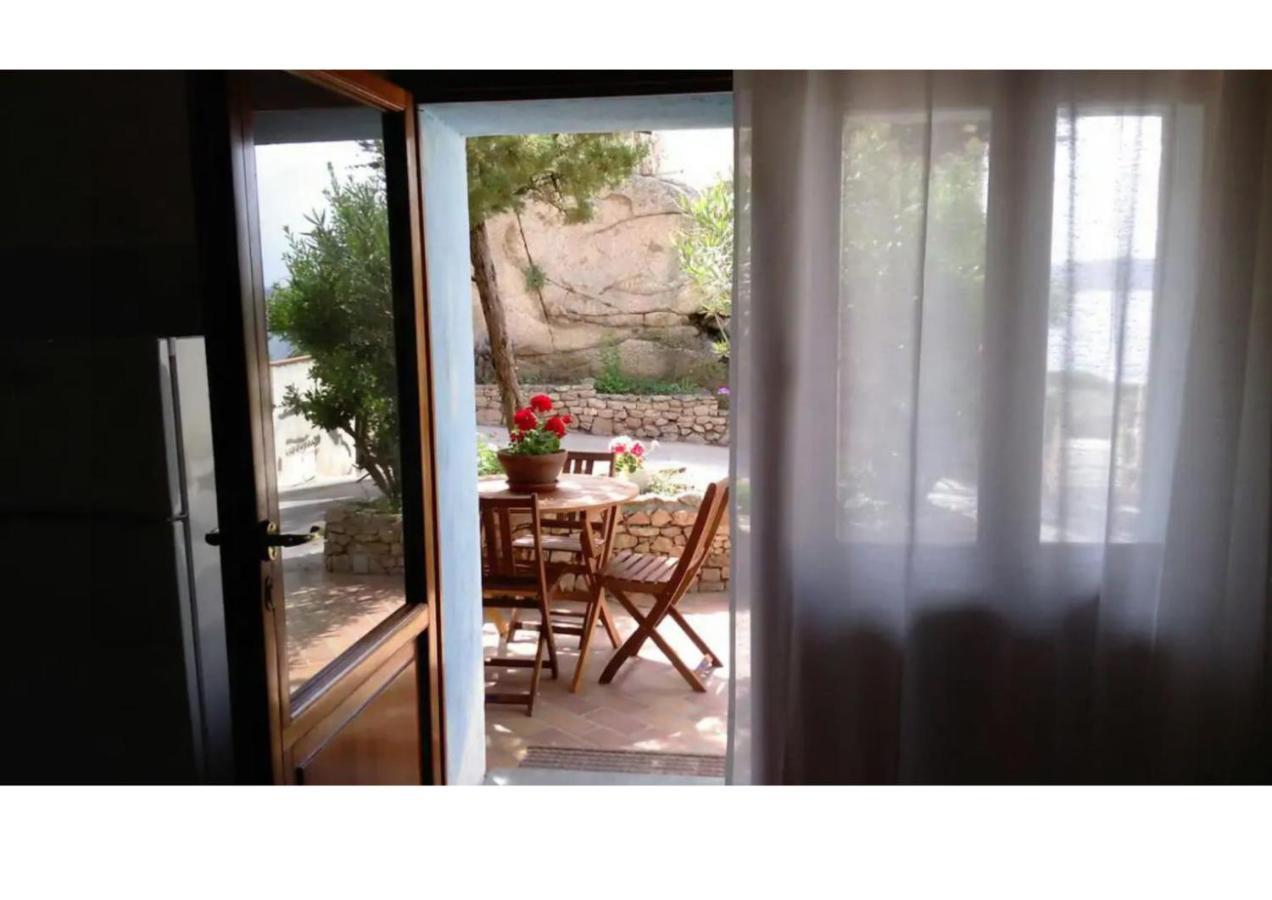 Bilocale A Pochi Metri Dal Mare Villa La Maddalena  Exteriör bild